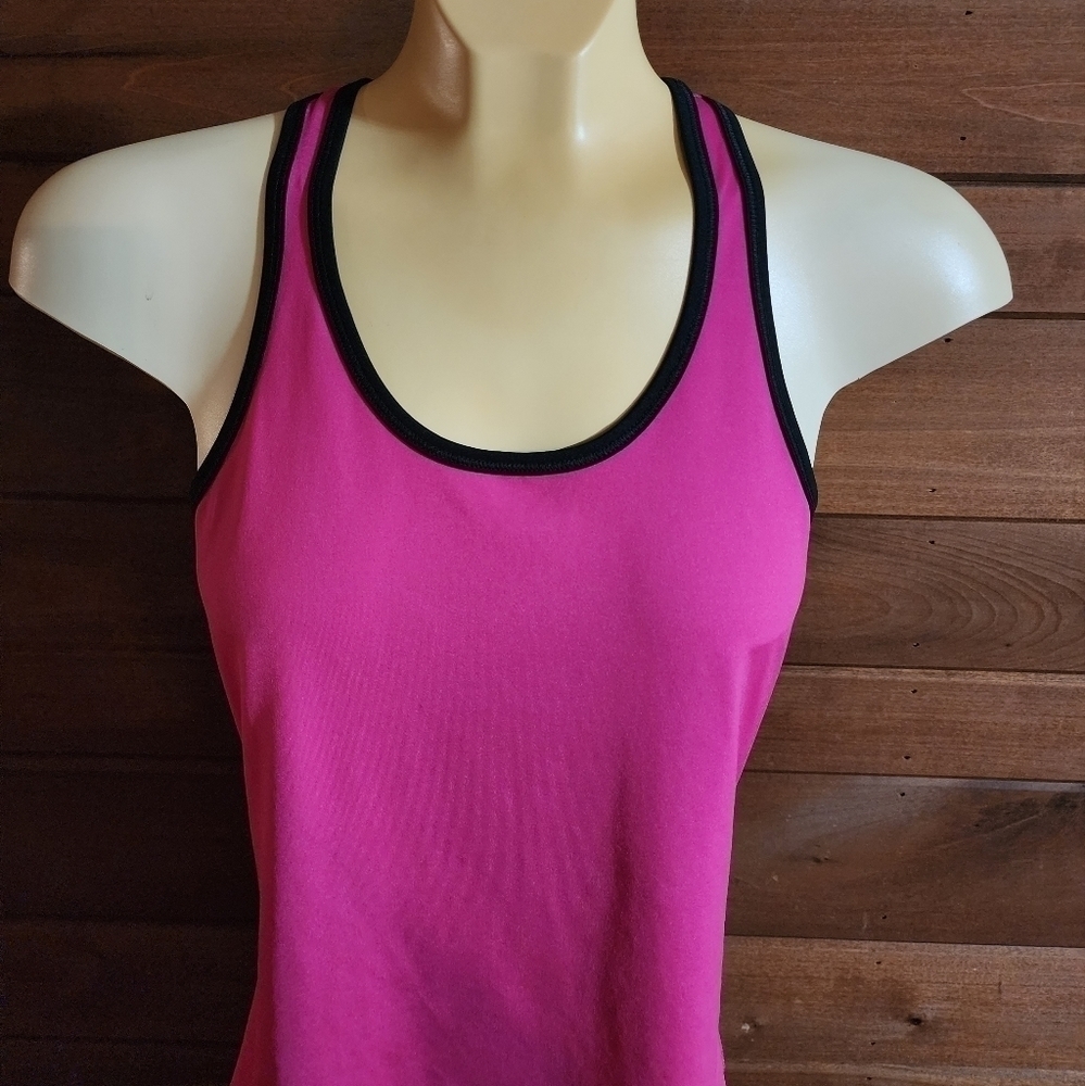Nike dry fit tank top​ - Picture 6 of 7